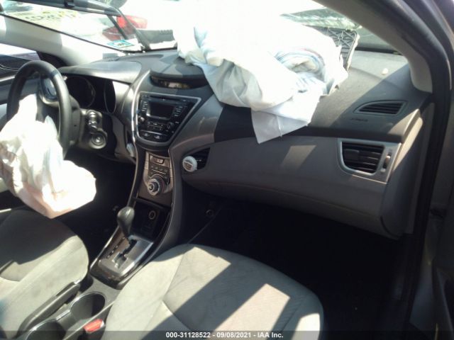 Photo 4 VIN: KMHDH4AE3DU986629 - HYUNDAI ELANTRA 