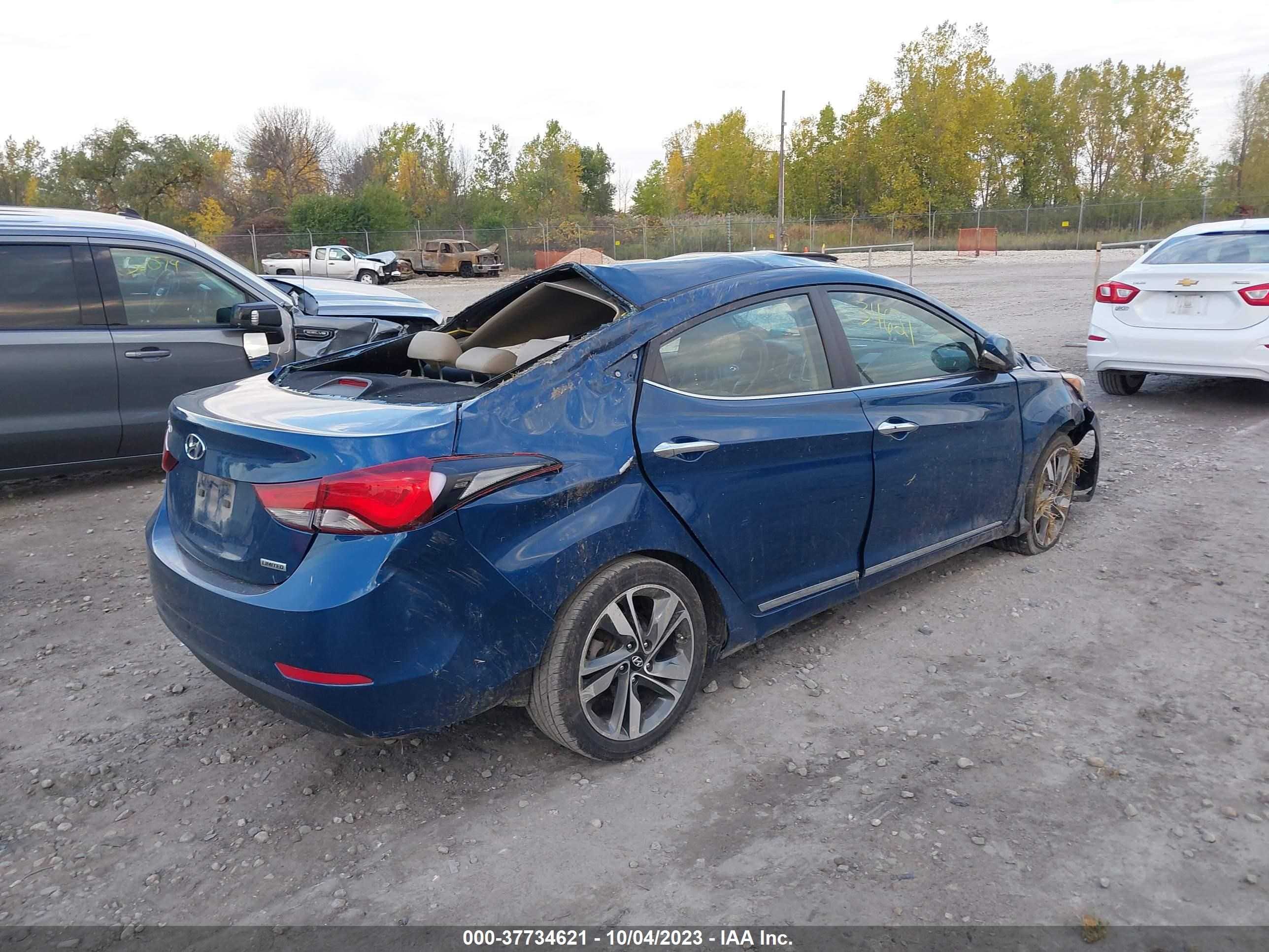 Photo 3 VIN: KMHDH4AE3EU094057 - HYUNDAI ELANTRA 