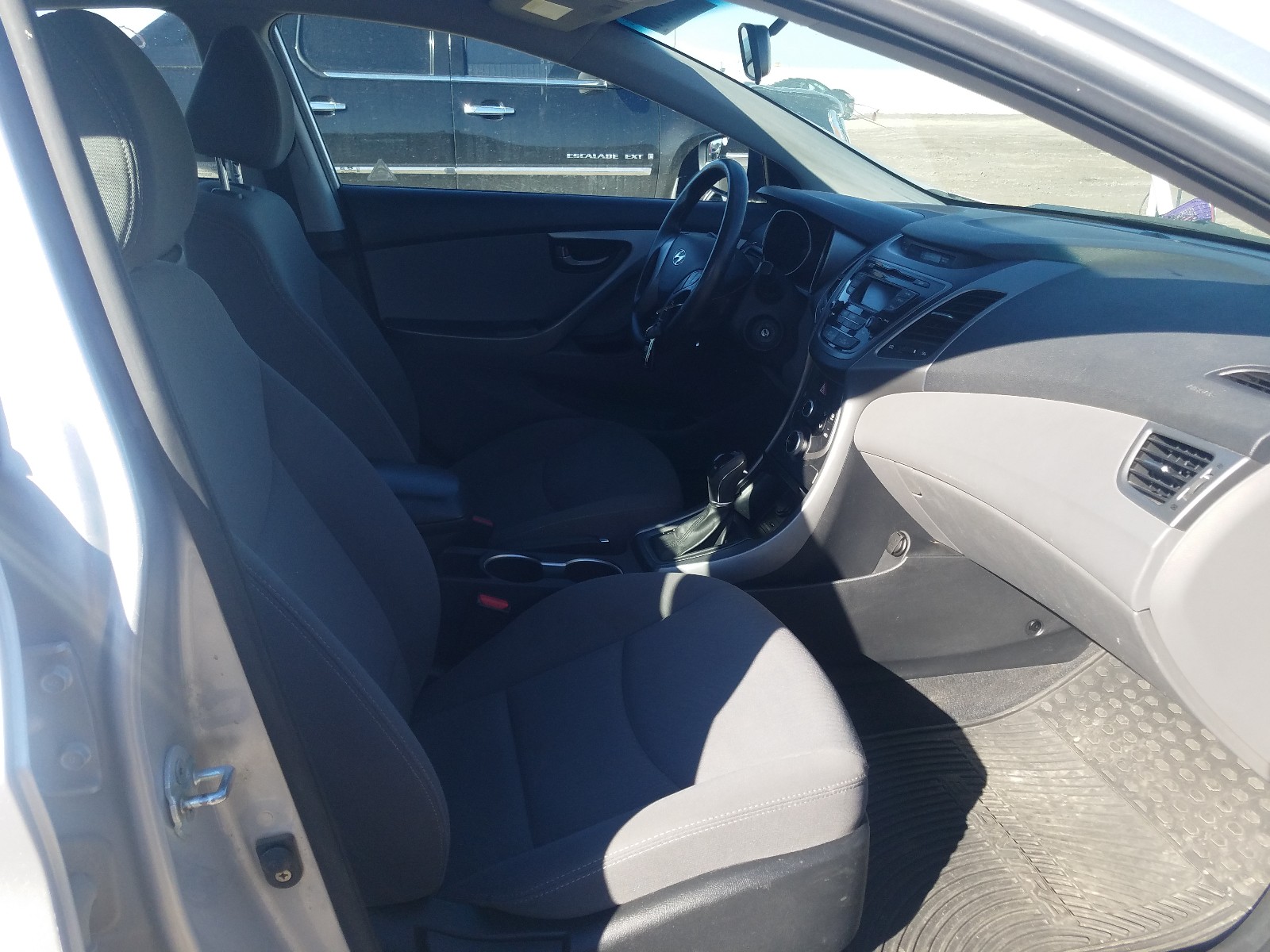 Photo 4 VIN: KMHDH4AE3EU176659 - HYUNDAI ELANTRA SE 