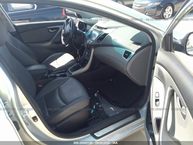 Photo 4 VIN: KMHDH4AE3EU210731 - HYUNDAI ELANTRA 