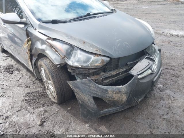 Photo 5 VIN: KMHDH4AE3FU223979 - HYUNDAI ELANTRA 