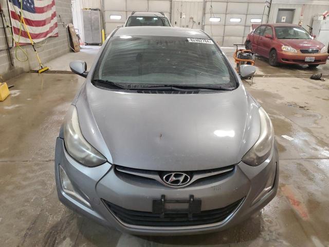 Photo 4 VIN: KMHDH4AE3FU224470 - HYUNDAI ELANTRA SE 