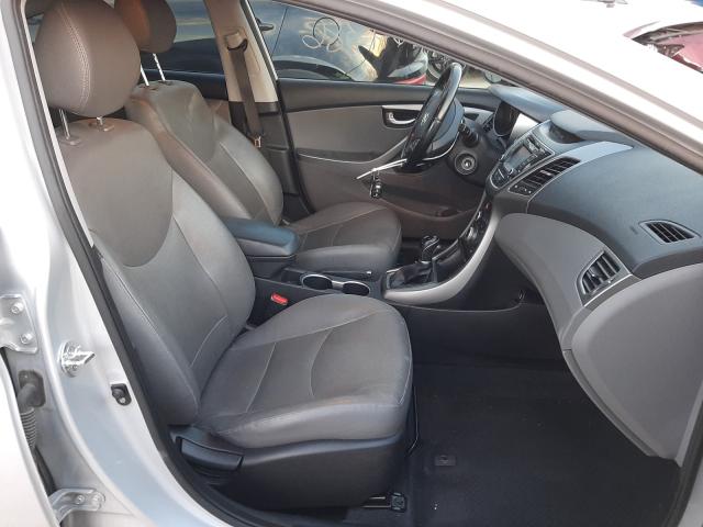 Photo 4 VIN: KMHDH4AE3FU234318 - HYUNDAI ELANTRA 