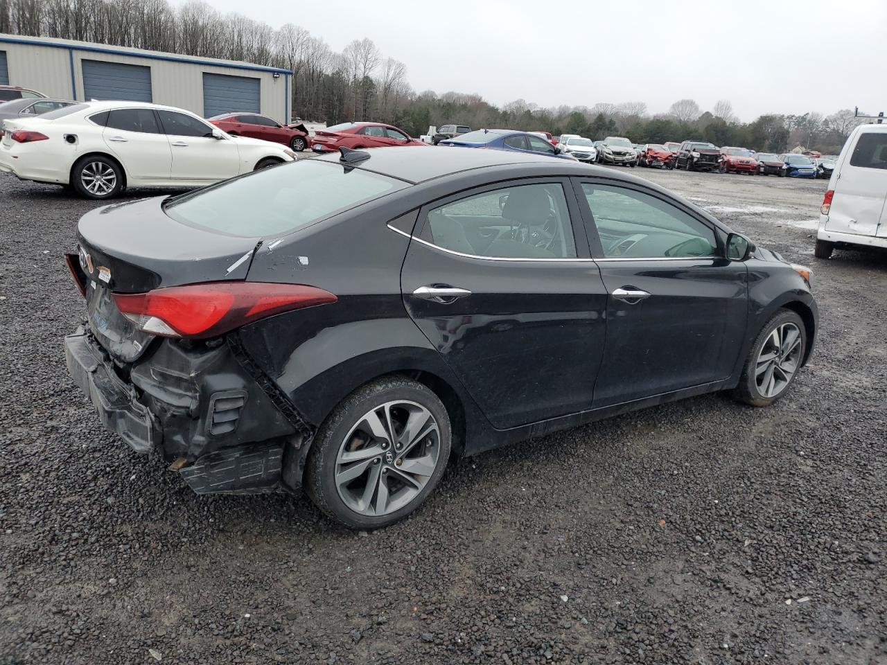 Photo 2 VIN: KMHDH4AE3FU234514 - HYUNDAI ELANTRA 