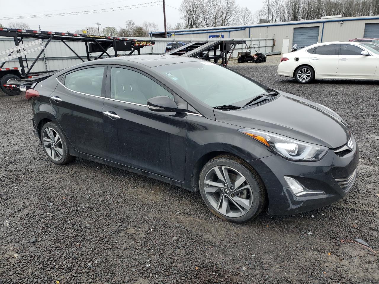 Photo 3 VIN: KMHDH4AE3FU234514 - HYUNDAI ELANTRA 