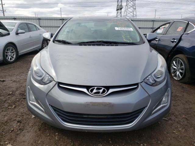 Photo 4 VIN: KMHDH4AE3FU237610 - HYUNDAI ELANTRA 