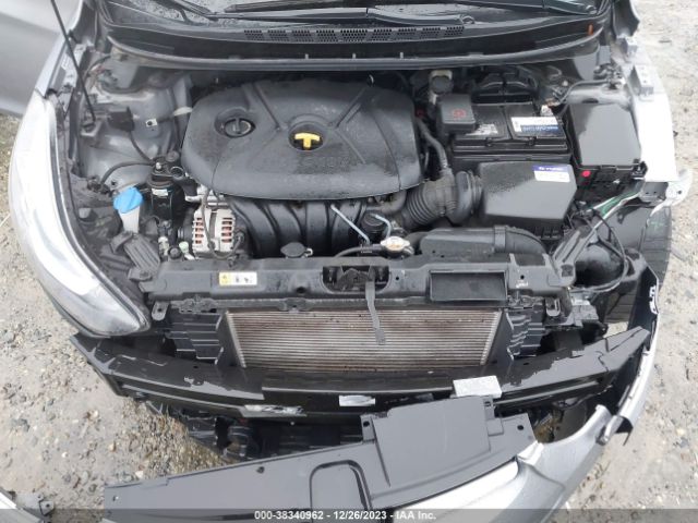 Photo 9 VIN: KMHDH4AE3FU248669 - HYUNDAI ELANTRA SE 