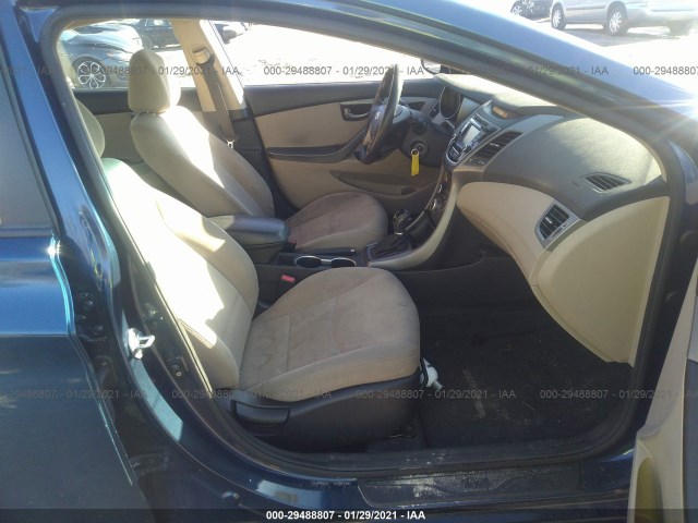 Photo 4 VIN: KMHDH4AE3FU278349 - HYUNDAI ELANTRA 