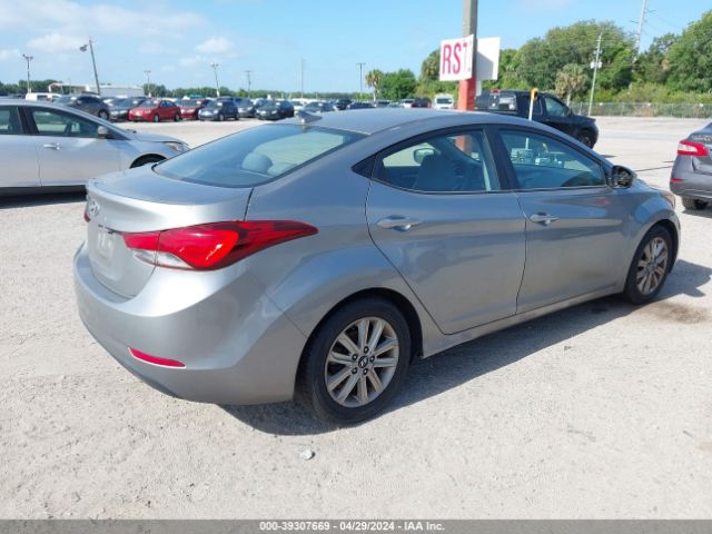 Photo 3 VIN: KMHDH4AE3FU300706 - HYUNDAI ELANTRA 