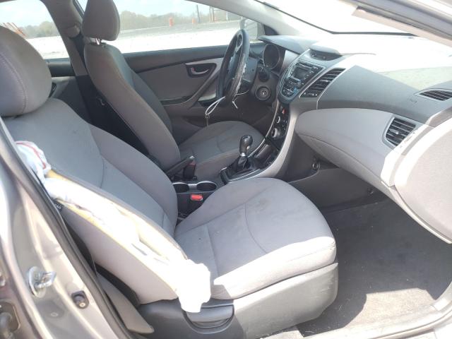 Photo 4 VIN: KMHDH4AE3FU301600 - HYUNDAI ELANTRA SE 