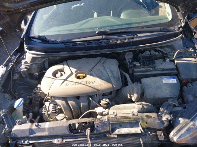 Photo 9 VIN: KMHDH4AE3FU302889 - HYUNDAI ELANTRA SE 