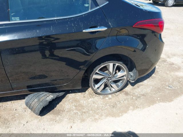 Photo 5 VIN: KMHDH4AE3FU322978 - HYUNDAI ELANTRA 