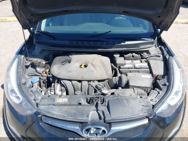 Photo 9 VIN: KMHDH4AE3FU322978 - HYUNDAI ELANTRA 