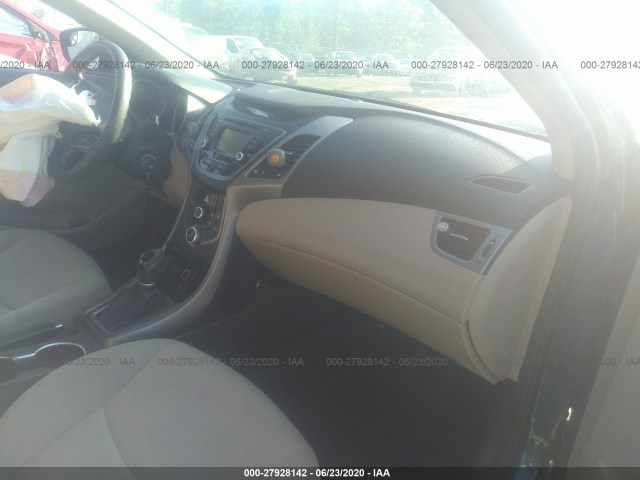 Photo 4 VIN: KMHDH4AE3FU350893 - HYUNDAI ELANTRA 