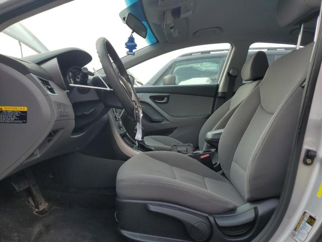 Photo 6 VIN: KMHDH4AE3FU354667 - HYUNDAI ELANTRA SE 