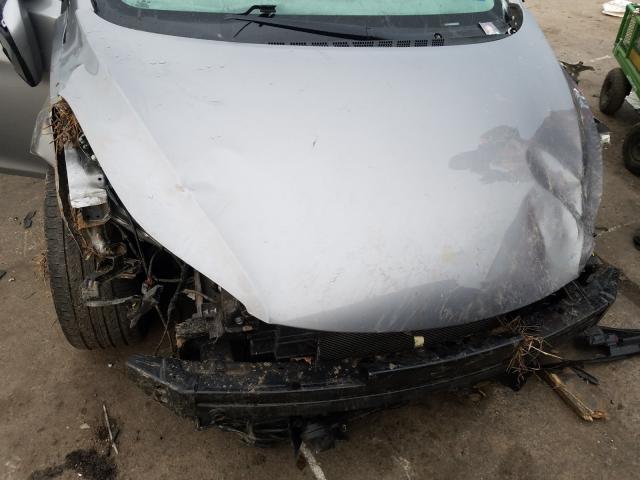 Photo 6 VIN: KMHDH4AE3FU364552 - HYUNDAI ELANTRA SE 