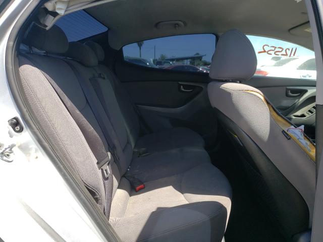 Photo 5 VIN: KMHDH4AE3FU388107 - HYUNDAI ELANTRA SE 