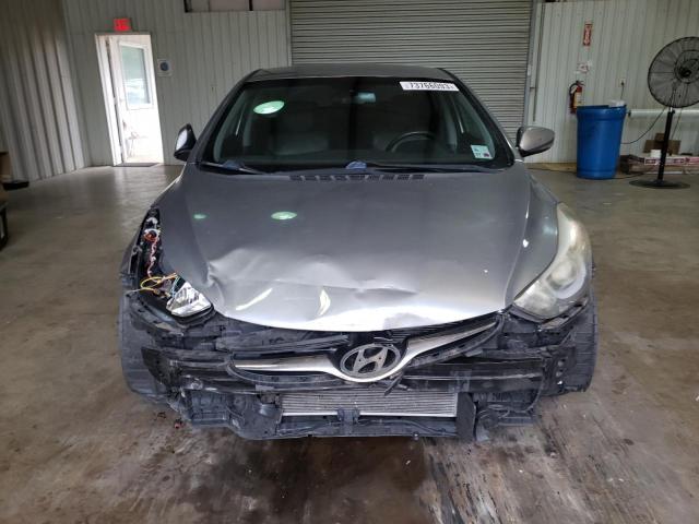 Photo 4 VIN: KMHDH4AE3FU390469 - HYUNDAI ELANTRA 