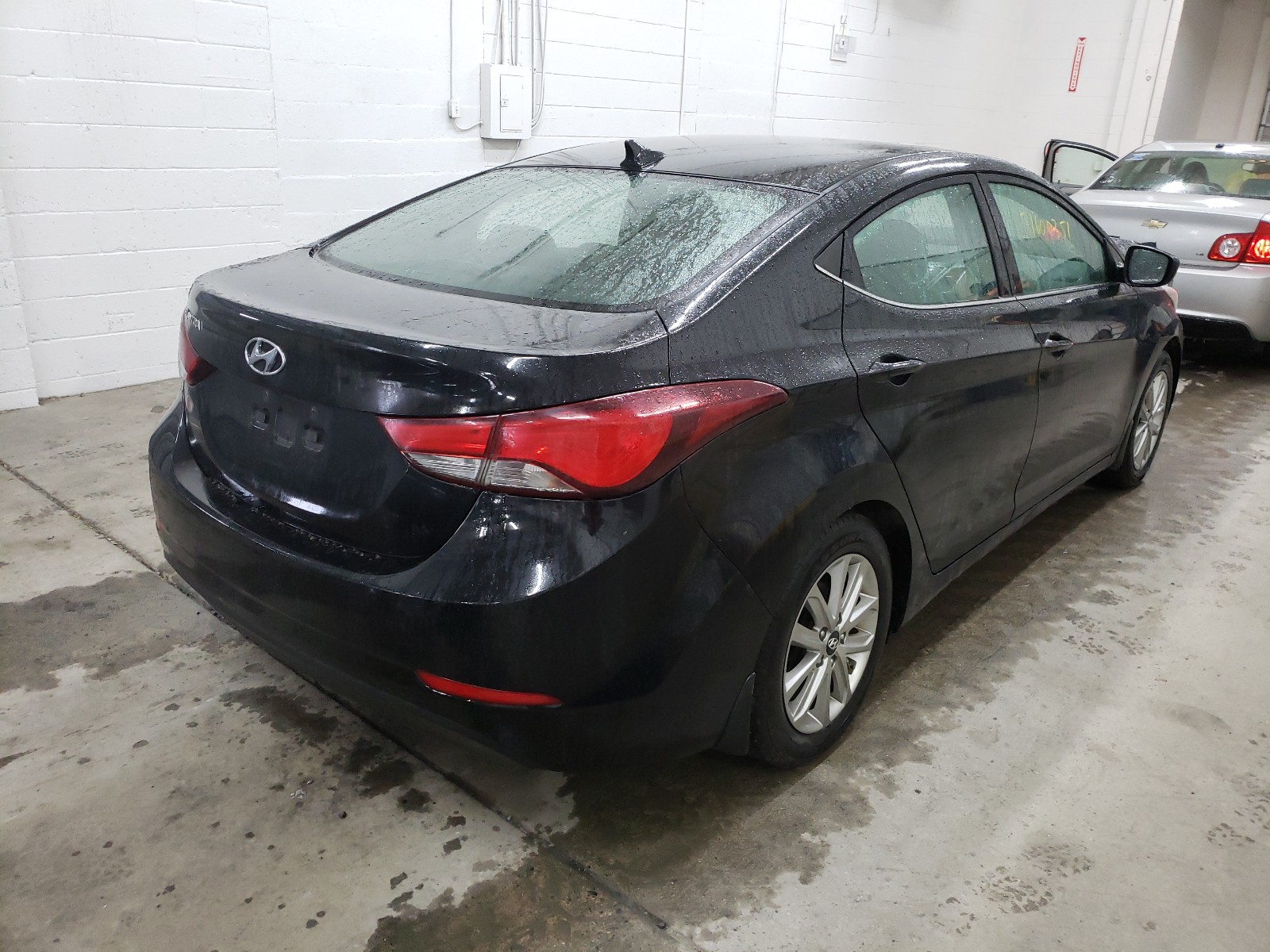 Photo 3 VIN: KMHDH4AE3FU439556 - HYUNDAI ELANTRA SE 