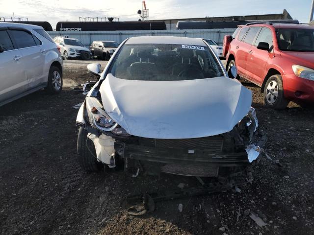 Photo 4 VIN: KMHDH4AE3GU483624 - HYUNDAI ELANTRA 