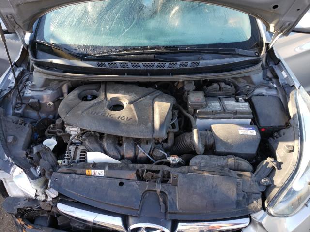 Photo 6 VIN: KMHDH4AE3GU484496 - HYUNDAI ELANTRA SE 