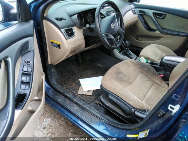 Photo 4 VIN: KMHDH4AE3GU490184 - HYUNDAI ELANTRA 