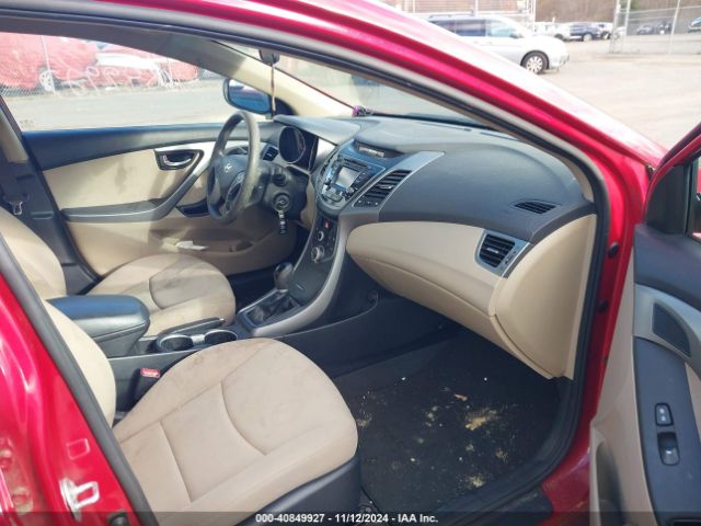 Photo 4 VIN: KMHDH4AE3GU517884 - HYUNDAI ELANTRA 