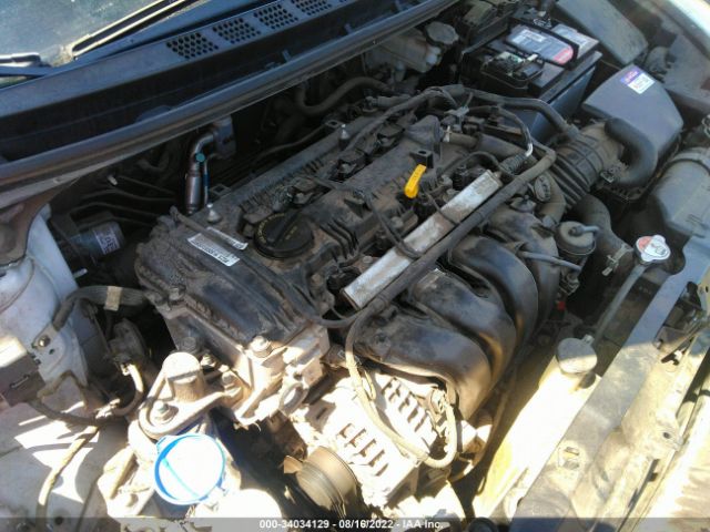 Photo 9 VIN: KMHDH4AE3GU541926 - HYUNDAI ELANTRA 