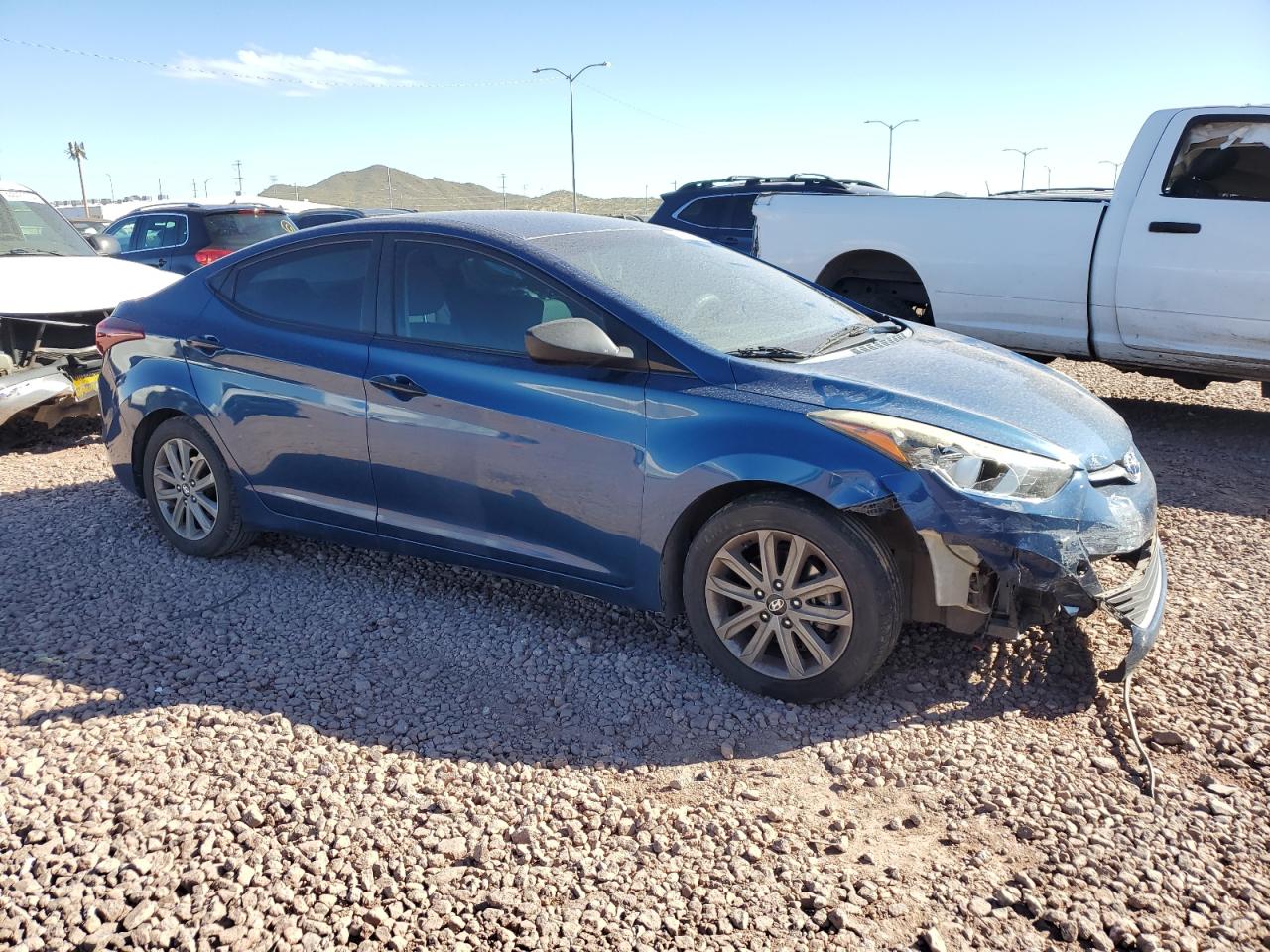 Photo 3 VIN: KMHDH4AE3GU569872 - HYUNDAI ELANTRA 