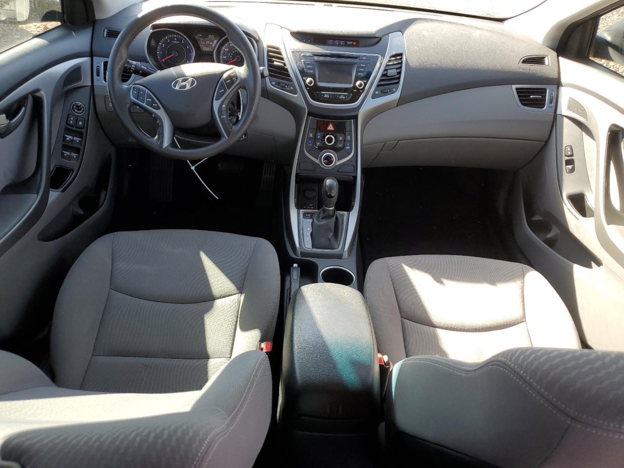 Photo 7 VIN: KMHDH4AE3GU569872 - HYUNDAI ELANTRA 