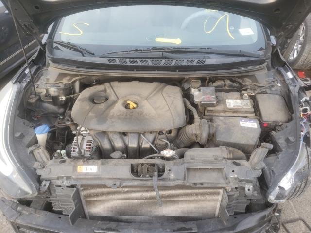 Photo 6 VIN: KMHDH4AE3GU607438 - HYUNDAI ELANTRA SE 