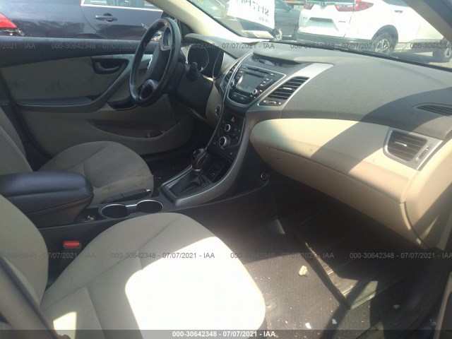 Photo 4 VIN: KMHDH4AE3GU623025 - HYUNDAI ELANTRA 