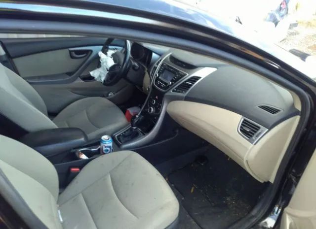 Photo 4 VIN: KMHDH4AE3GU635093 - HYUNDAI ELANTRA 