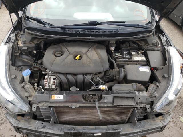 Photo 6 VIN: KMHDH4AE3GU646143 - HYUNDAI ELANTRA SE 