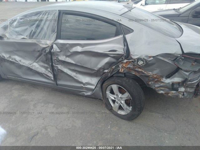 Photo 5 VIN: KMHDH4AE4BU093091 - HYUNDAI ELANTRA 