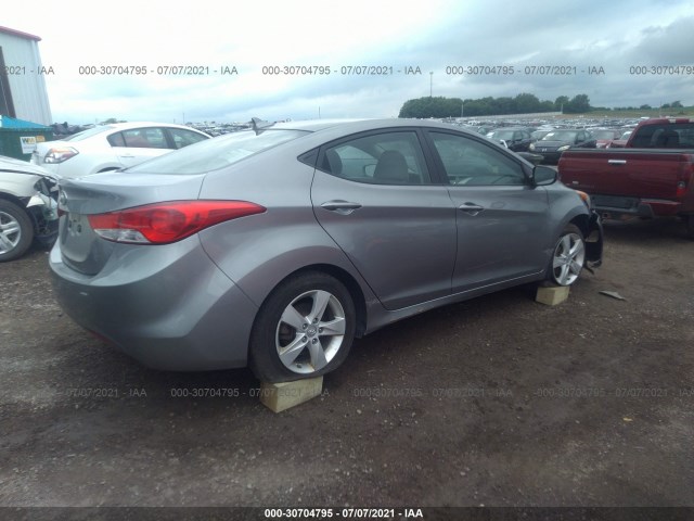 Photo 3 VIN: KMHDH4AE4BU098016 - HYUNDAI ELANTRA 