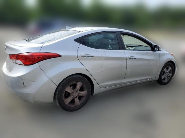 Photo 2 VIN: KMHDH4AE4BU110018 - HYUNDAI ELANTRA 