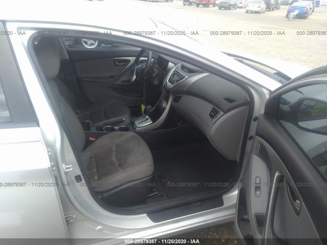 Photo 4 VIN: KMHDH4AE4CU208256 - HYUNDAI ELANTRA 