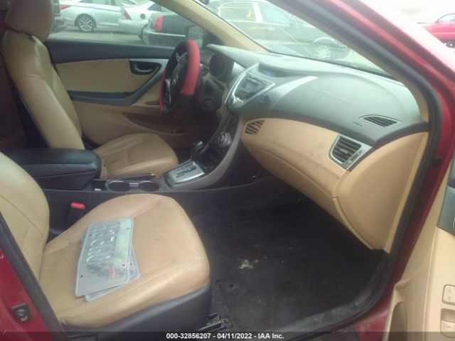 Photo 4 VIN: KMHDH4AE4CU255612 - HYUNDAI ELANTRA 