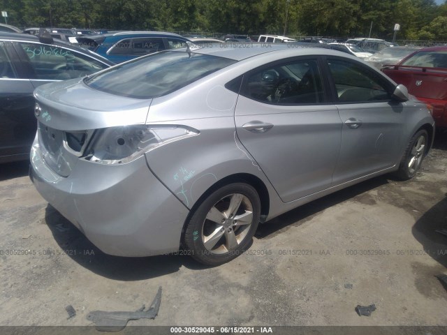 Photo 3 VIN: KMHDH4AE4CU288528 - HYUNDAI ELANTRA 