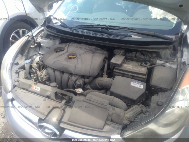 Photo 9 VIN: KMHDH4AE4CU288528 - HYUNDAI ELANTRA 