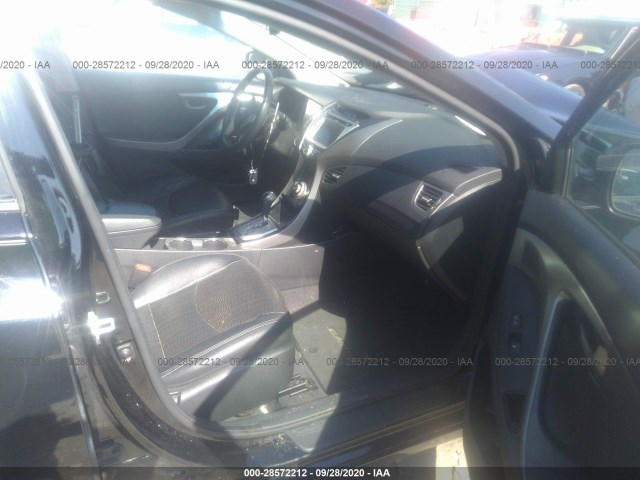 Photo 4 VIN: KMHDH4AE4CU295771 - HYUNDAI ELANTRA 