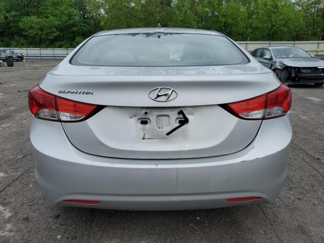 Photo 5 VIN: KMHDH4AE4CU308258 - HYUNDAI ELANTRA 