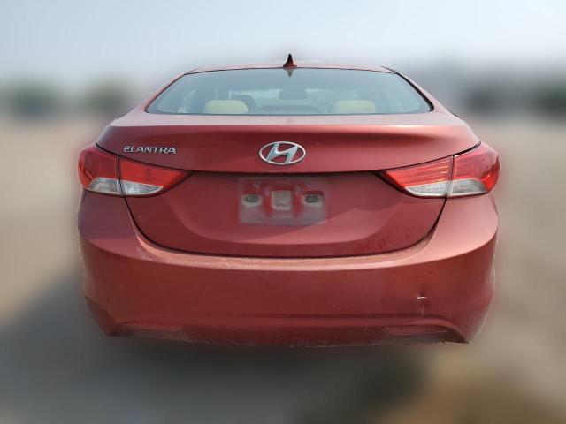 Photo 5 VIN: KMHDH4AE4CU353233 - HYUNDAI ELANTRA 