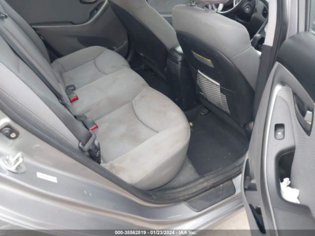 Photo 7 VIN: KMHDH4AE4CU357170 - HYUNDAI ELANTRA 