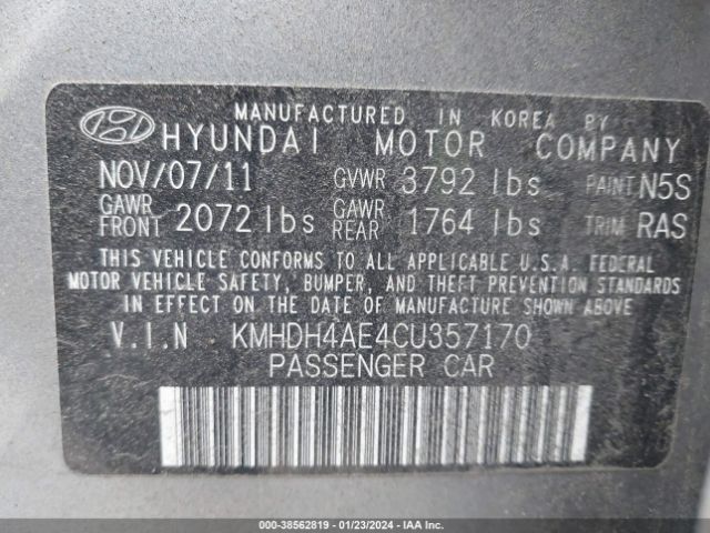 Photo 8 VIN: KMHDH4AE4CU357170 - HYUNDAI ELANTRA 