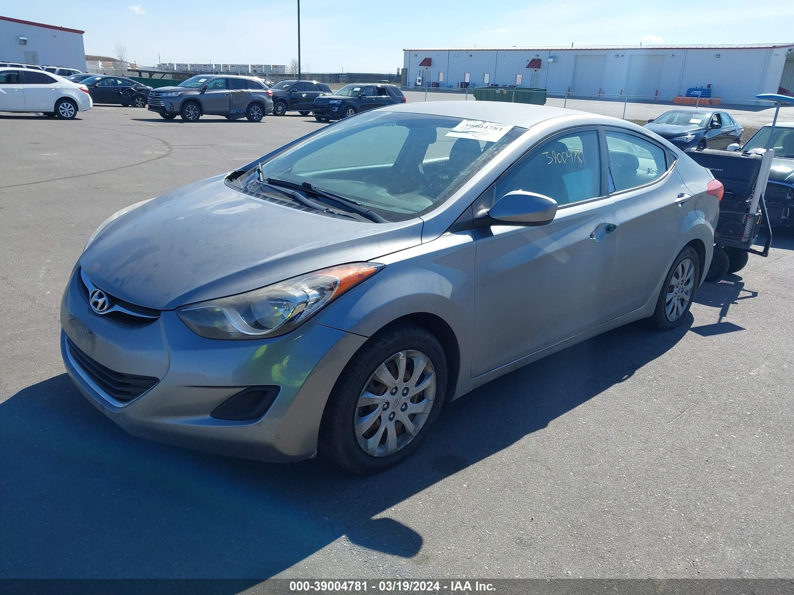 Photo 1 VIN: KMHDH4AE4CU358285 - HYUNDAI ELANTRA 