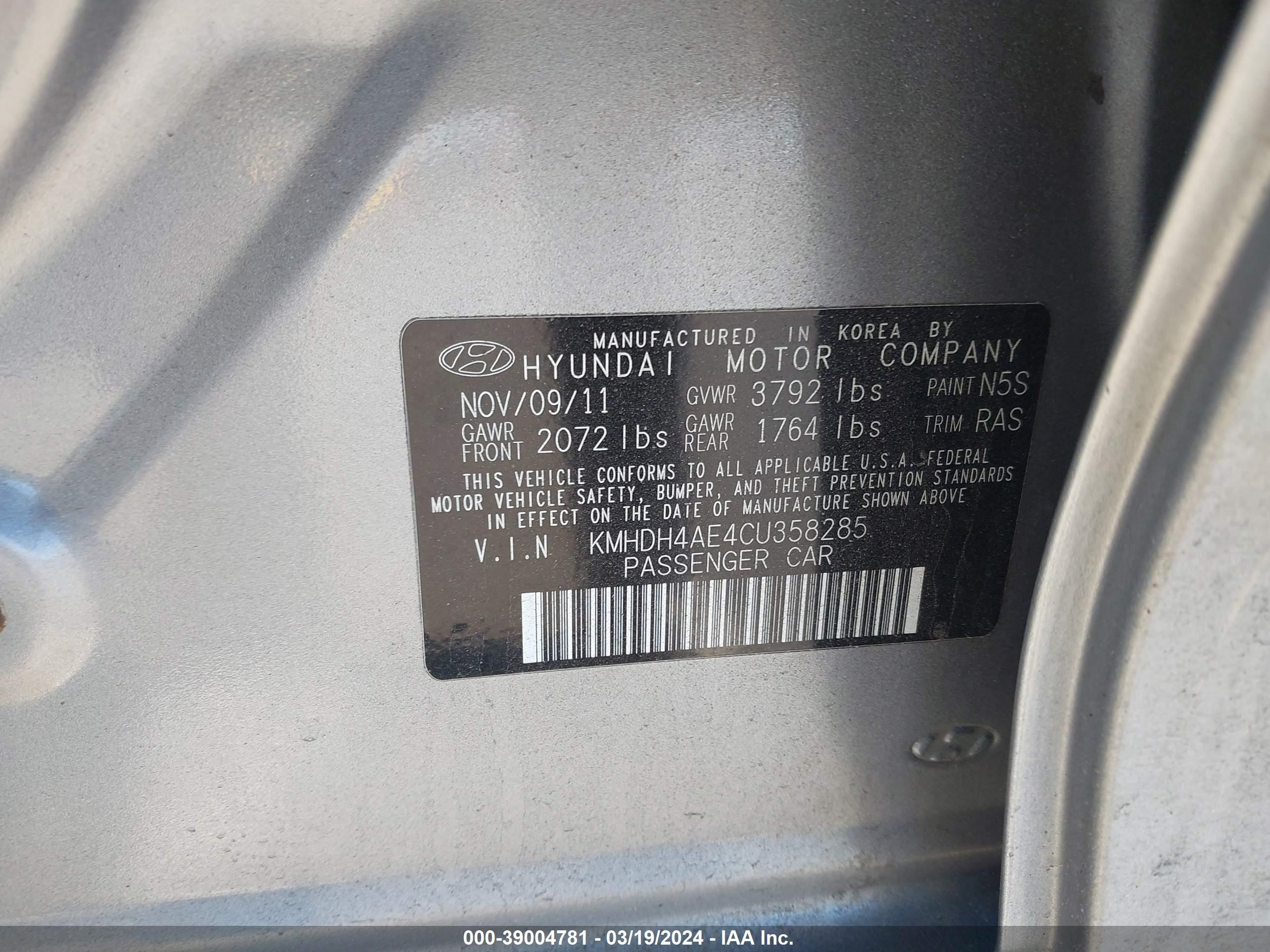 Photo 8 VIN: KMHDH4AE4CU358285 - HYUNDAI ELANTRA 