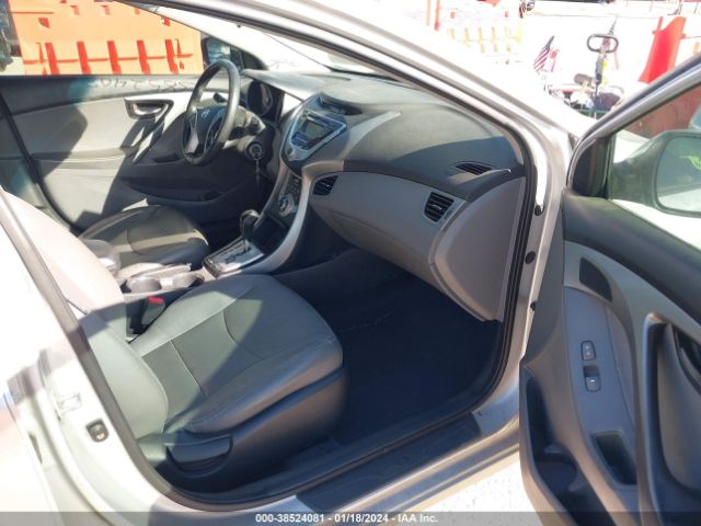 Photo 4 VIN: KMHDH4AE4CU366046 - HYUNDAI ELANTRA 