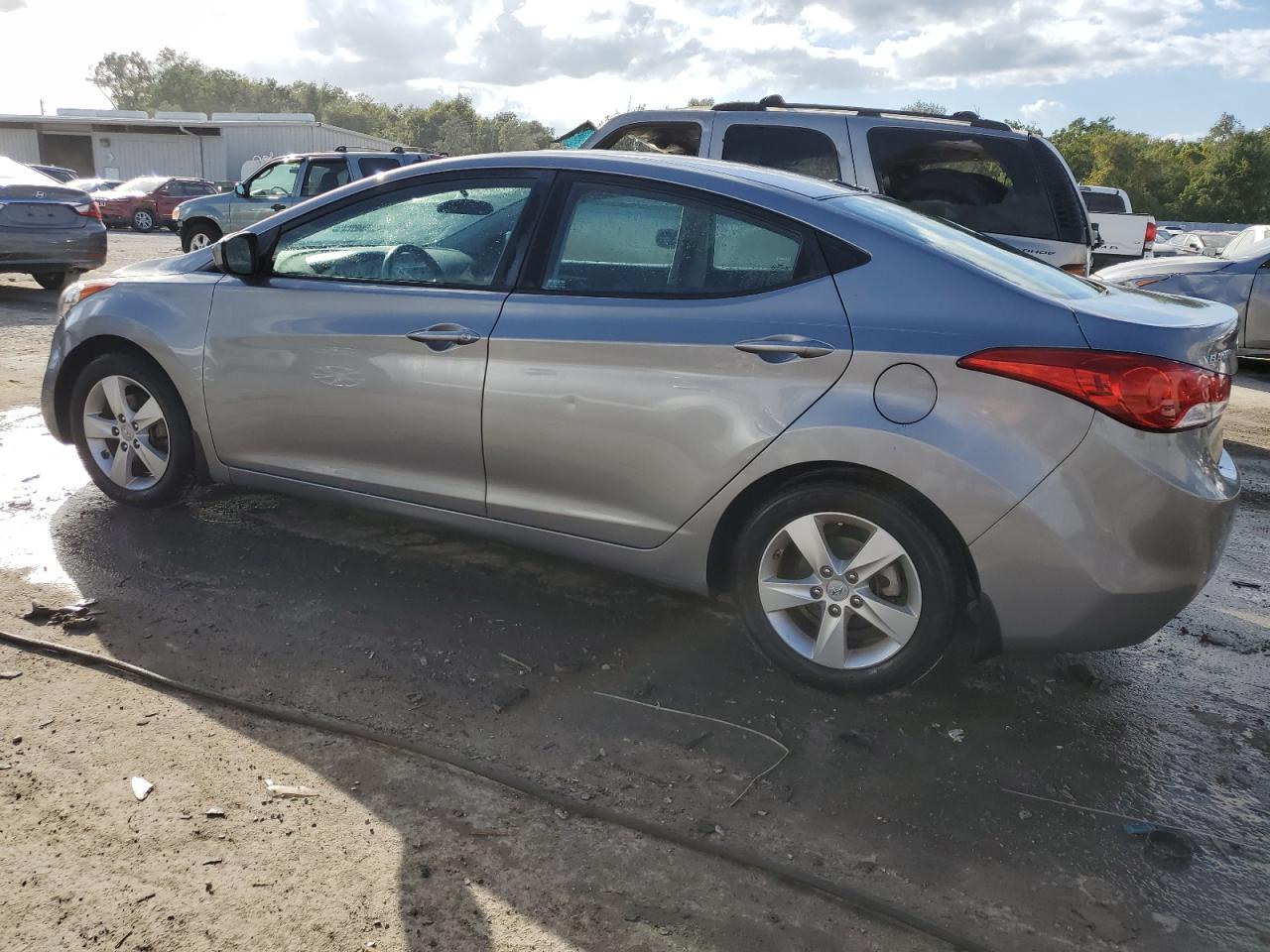 Photo 1 VIN: KMHDH4AE4CU417593 - HYUNDAI ELANTRA 